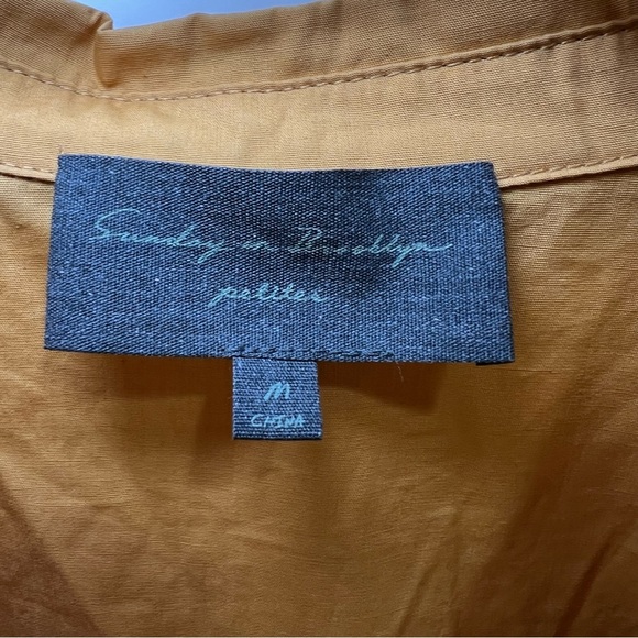 Anthropologie Sunday In Brooklyn Twist-Front V-Neck Blouse In Gold Medium - Picture 6 of 13